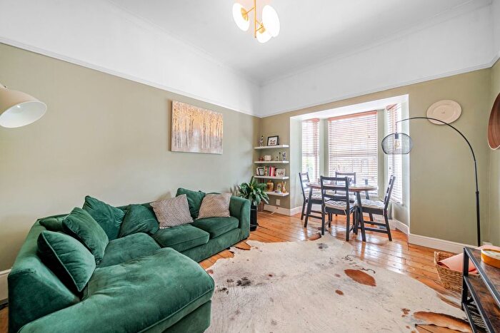 2 Bedroom Flat For Sale In Ellison Road, Streatham, London, SW16