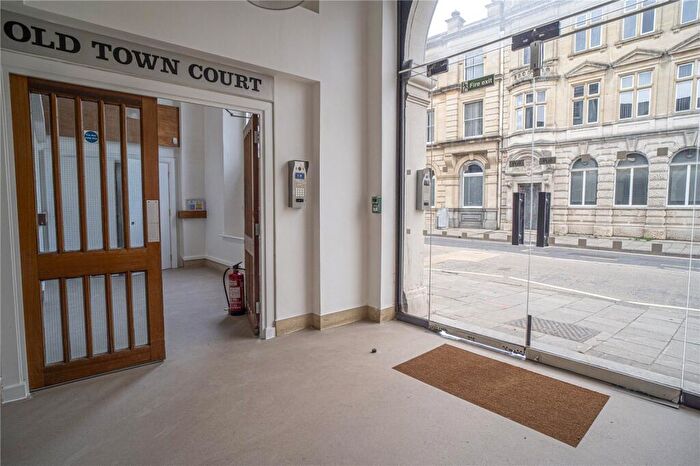 1 Bedroom Apartment To Rent In High Street, Old Town, Swindon, Wiltshire, SN1