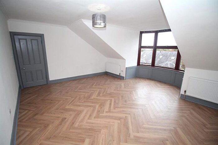 2 Bedroom Flat For Sale In Forsyth Street, Greenock, PA16