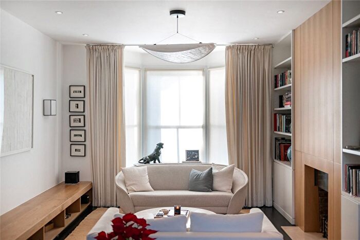 5 Bedroom Detached House For Sale In Barclay Road, London, SW6