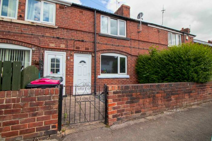 3 Bedroom Property To Rent In Carlyle Road, Maltby, S66