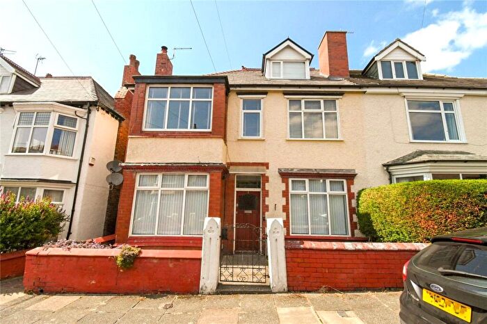 2 Bedroom Apartment For Sale In Seafield Drive, Wallasey, Wirral, CH45