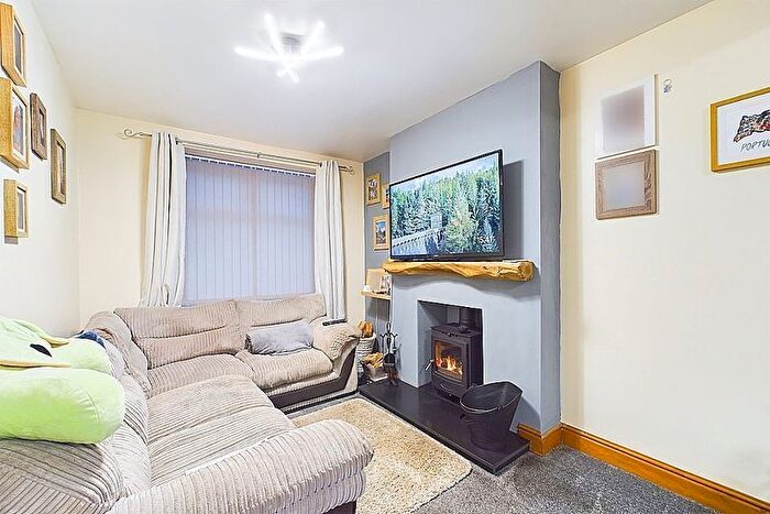 3 Bedroom End Of Terrace House For Sale In Main Street, Frizington, CA26