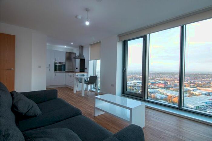2 Bedroom Flat To Rent In Media City, Michigan Point Tower A, Michigan Avenue, Salford, M50