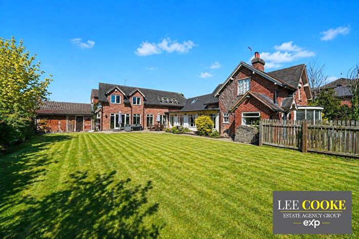 5 Bedroom Detached House For Sale In Lower Penkridge Road, Acton Trussell, Stafford, ST17