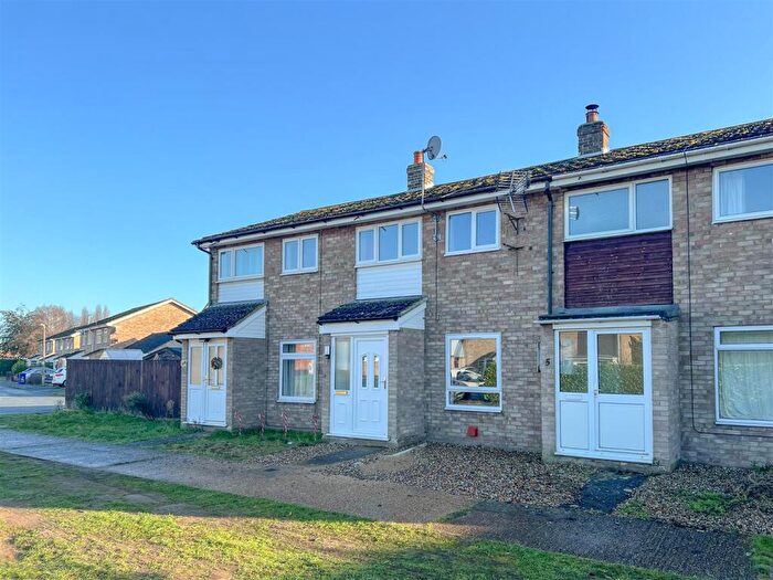 3 Bedroom Terraced House To Rent In Larkspur Close, Red Lodge, IP28