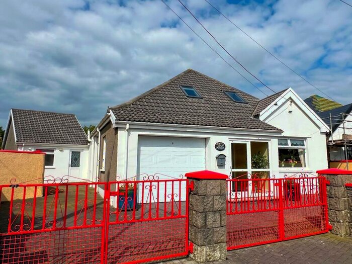4 Bedroom Detached Bungalow For Sale In St. Brides Major, Vale Of Glamorgan, CF32