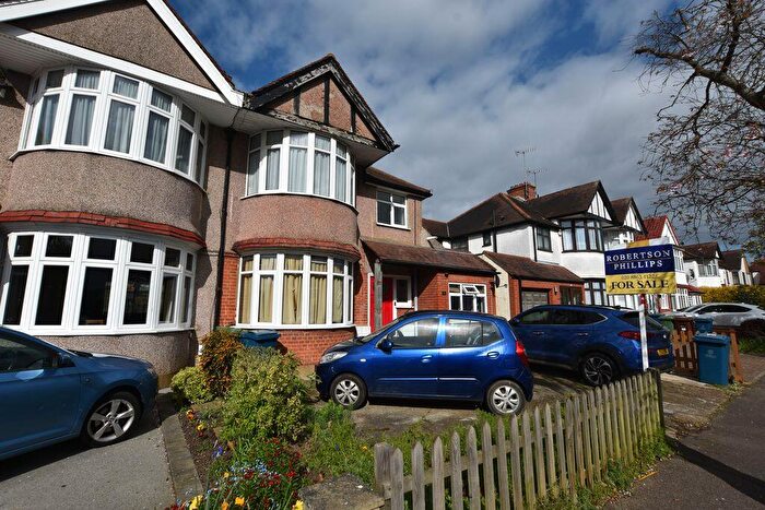 3 Bedroom Flat For Sale In Kingsfield Avenue, North Harrow, HA2