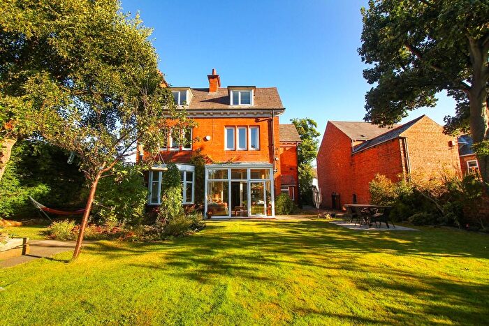 5 Bedroom Detached House For Sale In Keppel Street, Gateshead, NE11