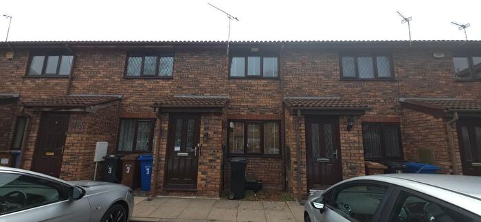 2 Bedroom House To Rent In Hinton Mews, SK1