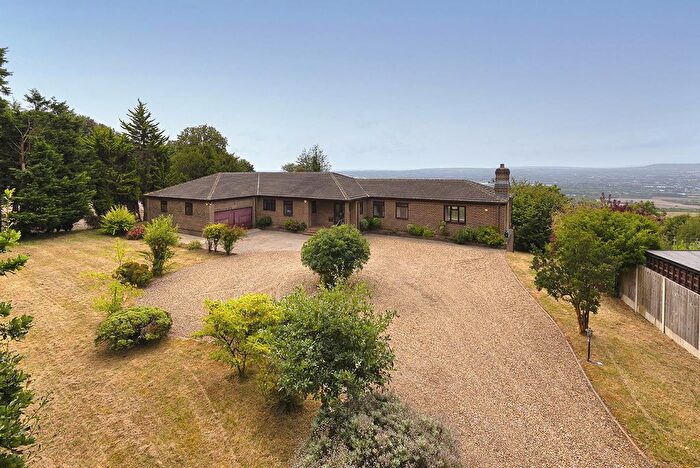 8 Bedroom Detached House For Sale In Warren Road, Blue Bell Hill, Chatham, ME5