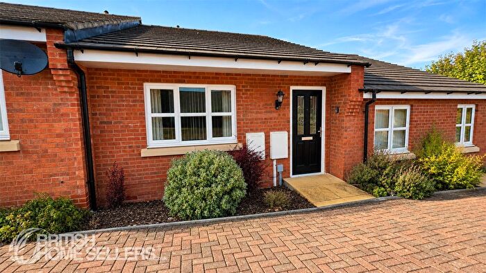 1 Bedroom Bungalow For Sale In Varley Close, Heanor, Derbyshire, DE75