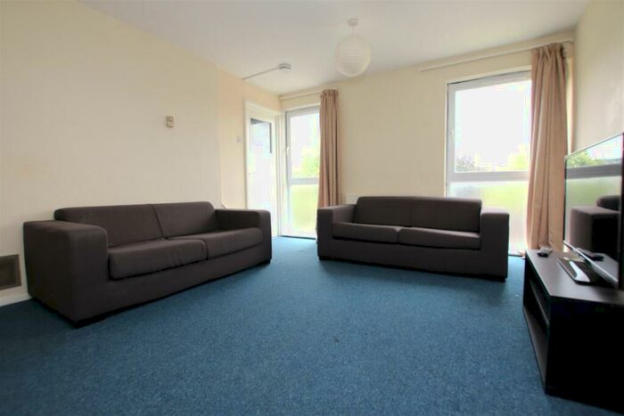 5 Bedroom Terraced House To Rent In Calton Walk, BA2