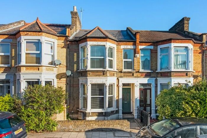 2 Bedroom Flat To Rent In St. Asaph Road, London SE4