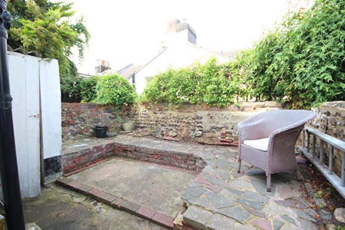 5 Bedroom House To Rent In Hanover Terrace, Brighton, BN2
