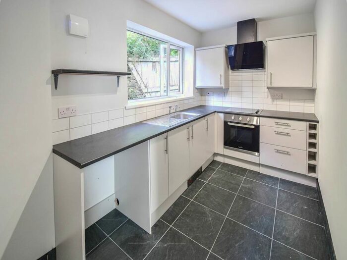 3 Bedroom Property To Rent In Watkin Street, Mount Pleasant, Swansea, SA1