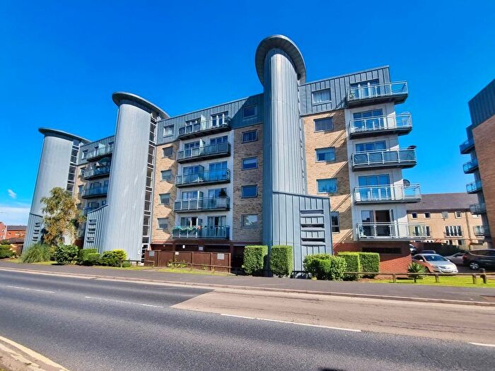 2 Bedroom Flat To Rent In Wherstead Road, Ipswich, IP2