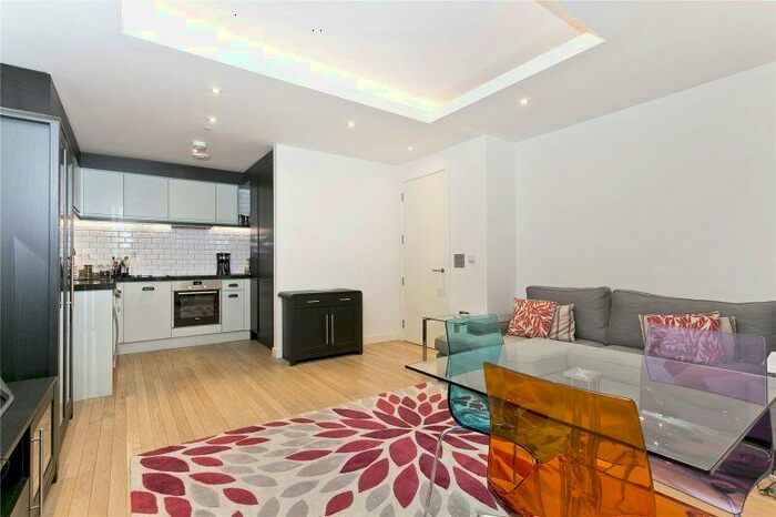2 Bedroom Apartment To Rent In Park Vista Tower, Wapping Lane, London, E1W