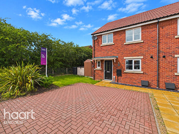 3 Bedroom End Of Terrace House For Sale In Shrewsbury Road, Bracebridge Heath, LN4