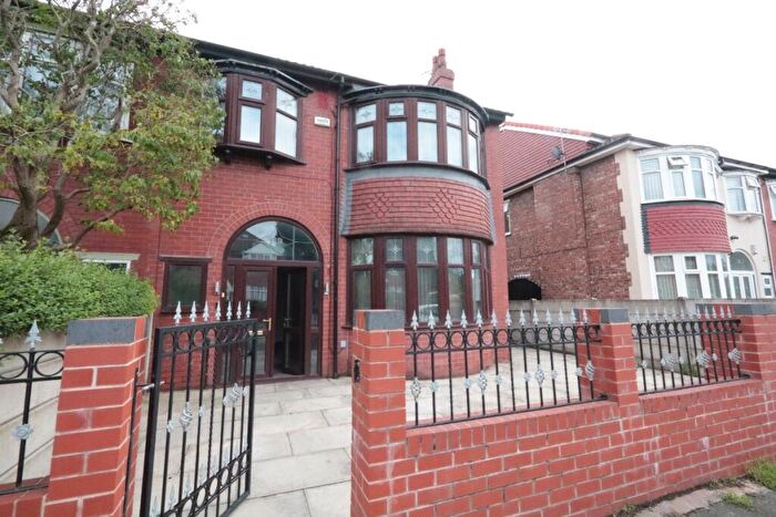 3 Bedroom Semi-Detached House To Rent In Kings Road, Old Trafford, Manchester, M16