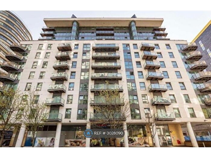 2 Bedroom Flat To Rent In Millharbour, London, E14