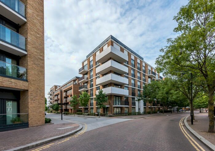 1 Bedroom Flat To Rent In Maple Quay, Needleman Street, Canada Water, SE16