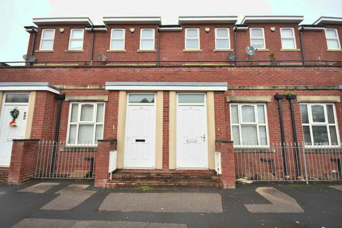 3 Bedroom Terraced House To Rent In Church Street, Blackpool, FY1