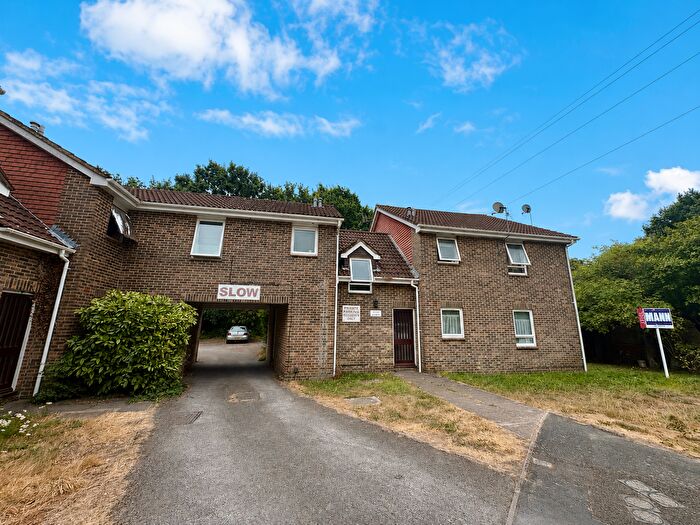 Studio To Rent In Totton, Southampton, SO40