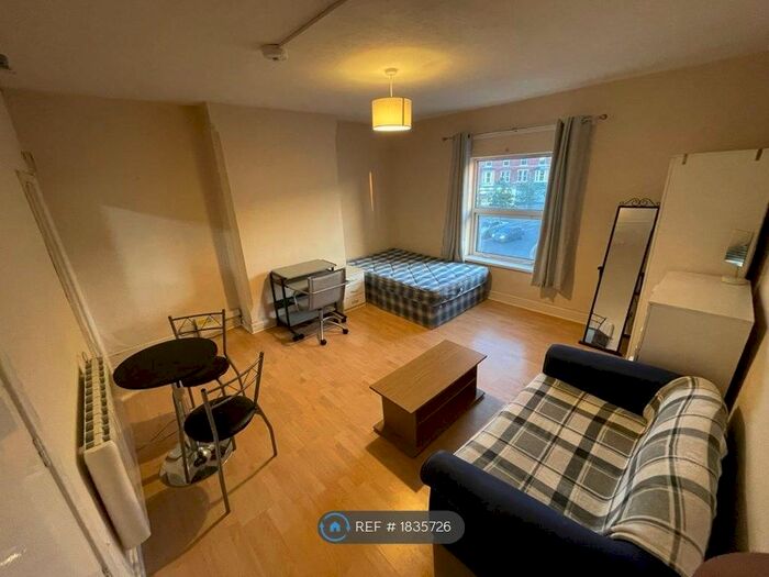 Studio To Rent In Alfreton Road, Nottingham, NG7