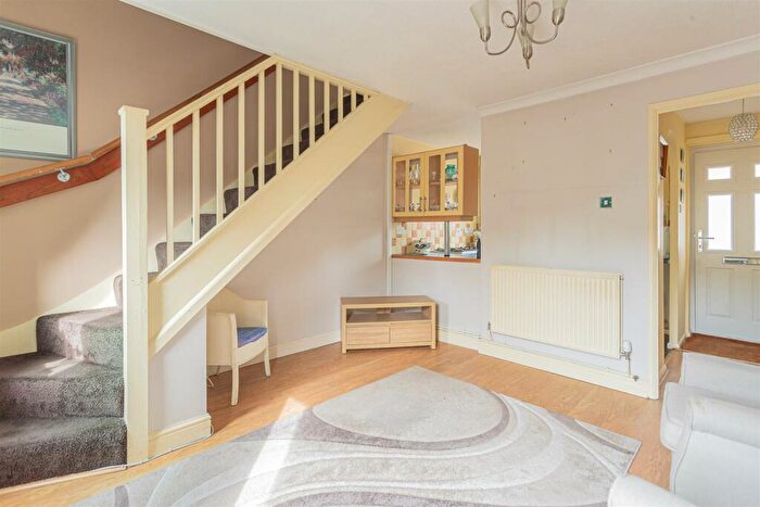 1 Bedroom End Of Terrace House For Sale In Birkdale, Warmley, Bristol, BS30