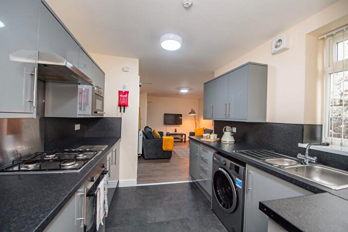 4 Bedroom Terraced House To Rent In Albert Edward Road, Liverpool, L7