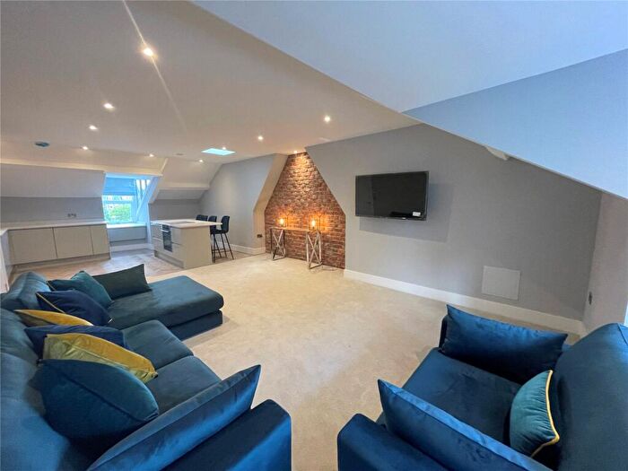 2 Bedroom Apartment To Rent In West Avenue, Gosforth, NE3