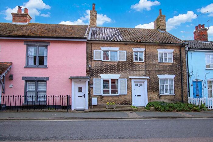 2 Bedroom Cottage For Sale In Aldeburgh, IP15