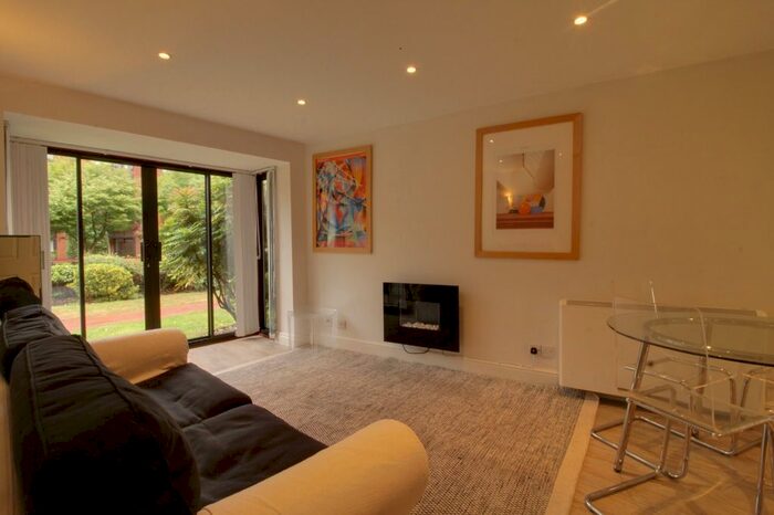 1 Bedroom Flat To Rent In Kings Court, Livery Street, Jewellery Quarter, B3