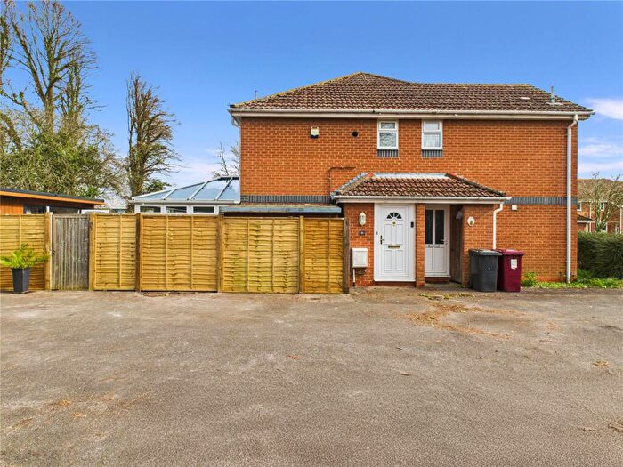 1 Bedroom Terraced House For Sale In Churchwood Drive, Tangmere, Chichester, PO20
