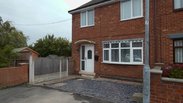 3 Bedroom Semi-Detached House To Rent In Haynes Close, Tuxford, NG22