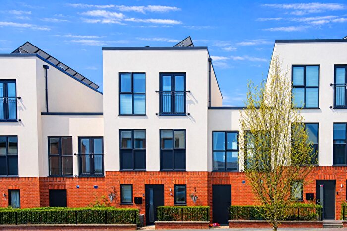 3 Bedroom House For Sale In The Avenue, Corby, NN17