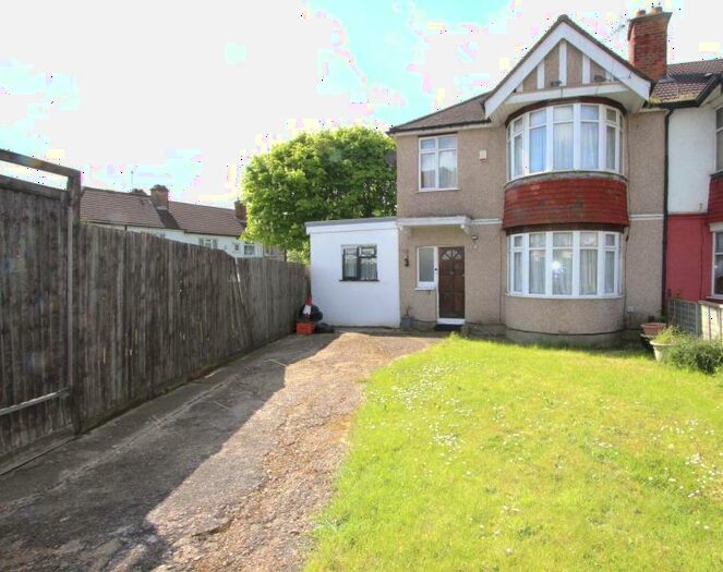 1 Bedroom Flat To Rent In Christchurh Avenue, HA3