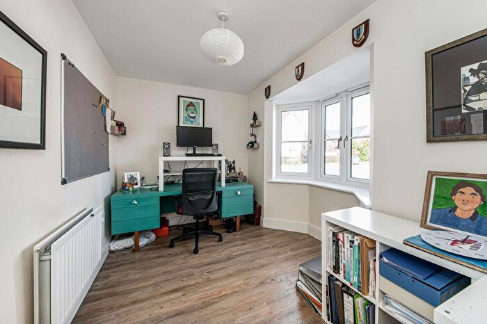 4 Bedroom Detached House For Sale In Milbank Way, Steventon, OX13