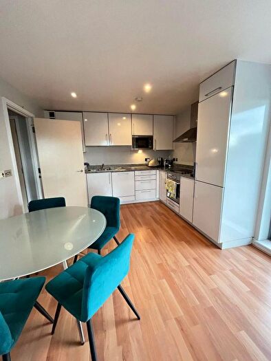 2 Bedroom Flat To Rent In Westgate Apartment, Western Gateway, Royal Victoria Docks, London, E16