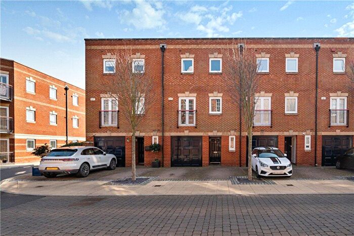 4 Bedroom Terraced House For Sale In Perseus Terrace, Gunwharf Quays, Portsmouth, PO1