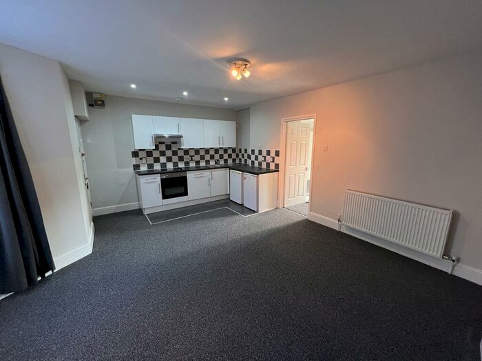 1 Bedroom Flat To Rent In Bedroom Flat - Wanstead, E11