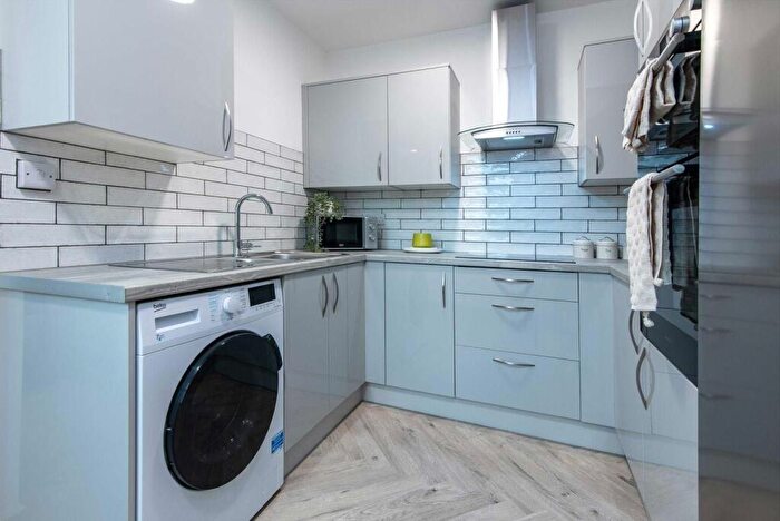 4 Bedroom House To Rent In St. James's Street, Nottingham, Nottinghamshire, NG1