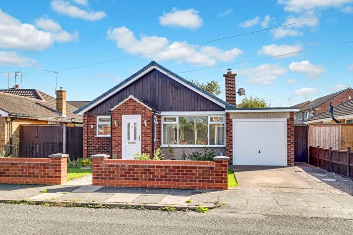 3 Bedroom Detached Bungalow For Sale In Grazingfield, Nottingham, NG11