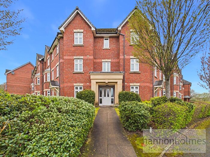 2 Bedroom Apartment For Sale In Brattice Drive, Swinton, Manchester, M27