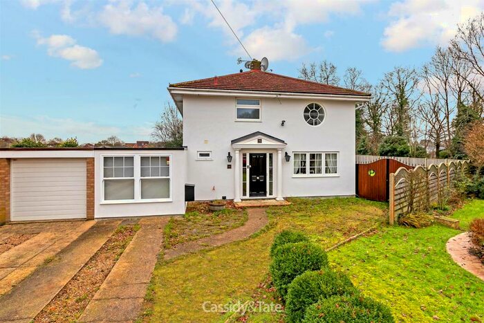 4 Bedroom Detached House To Rent In Linden Crescent, St Albans, AL1