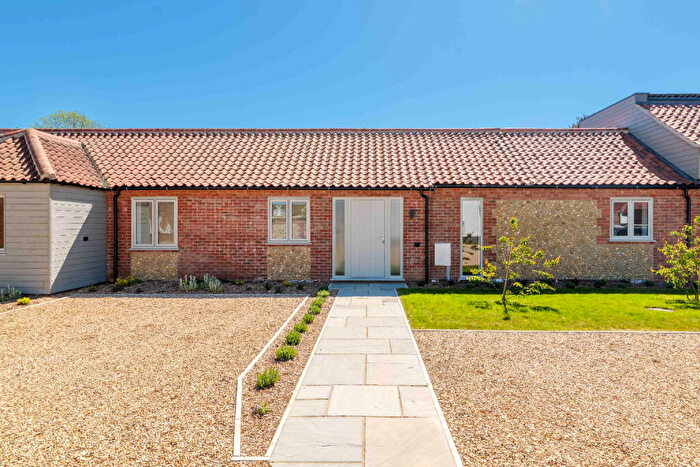 4 Bedroom Terraced Bungalow For Sale In Lower Farm Mews, Tittleshall, PE32
