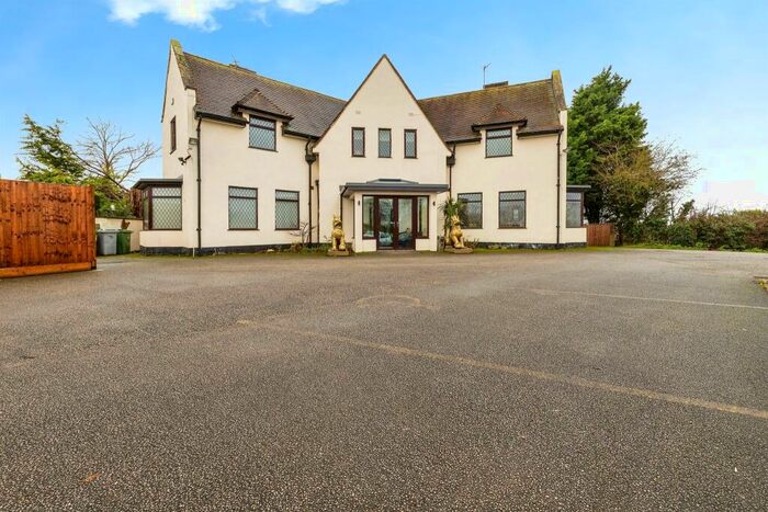 7 Bedroom Detached House For Sale In North Road, Weston, Newark, NG23