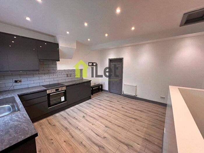 1 Bedroom Flat To Rent In Uppingham Street, Northampton, NN1
