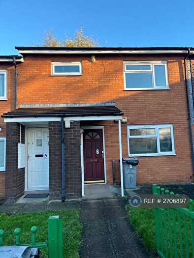 2 Bedroom Maisonette To Rent In Anvil Walk, West Bromwich, B70